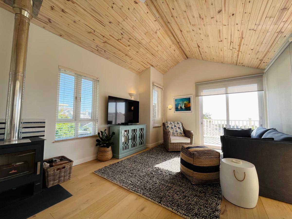 Moonshine - Two Bedroom House With Inverter Cape Town Bagian luar foto